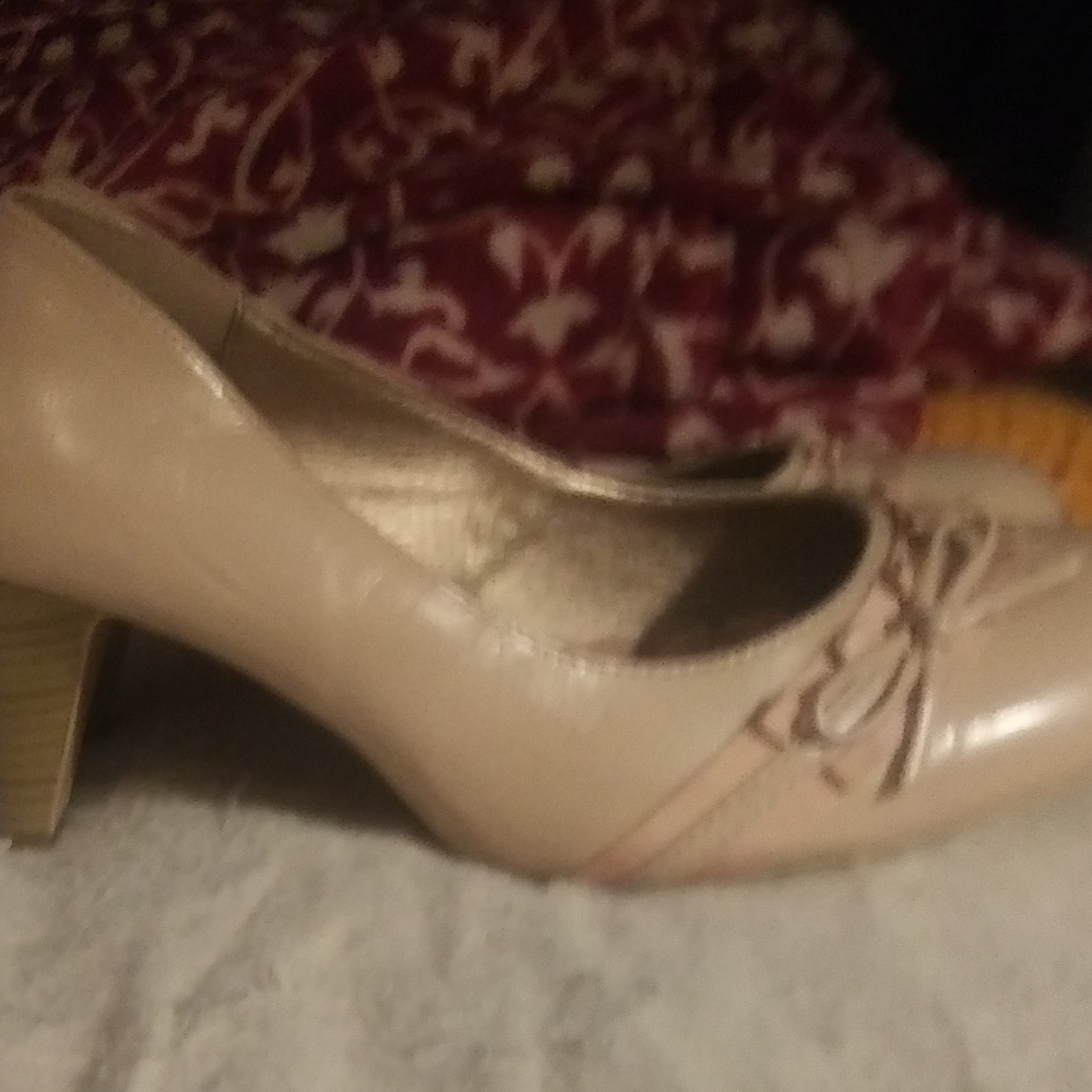 Tan heels